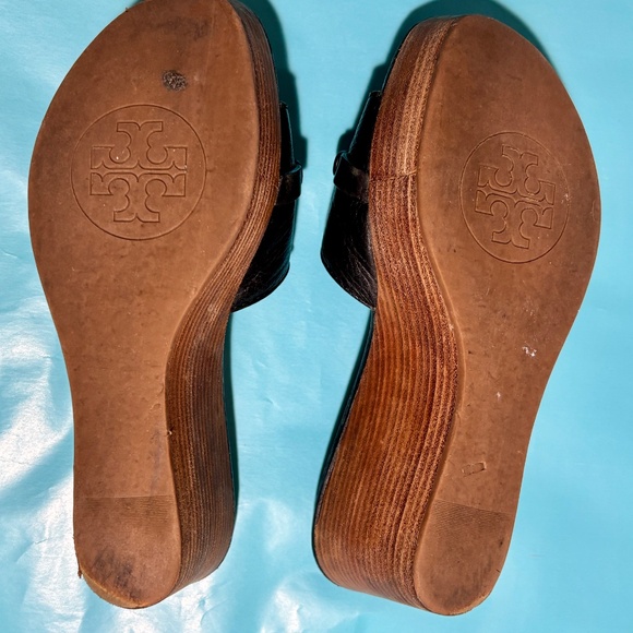 Tory Burch Leather Wedge Sandals – Size 7M - Picture 8 of 11